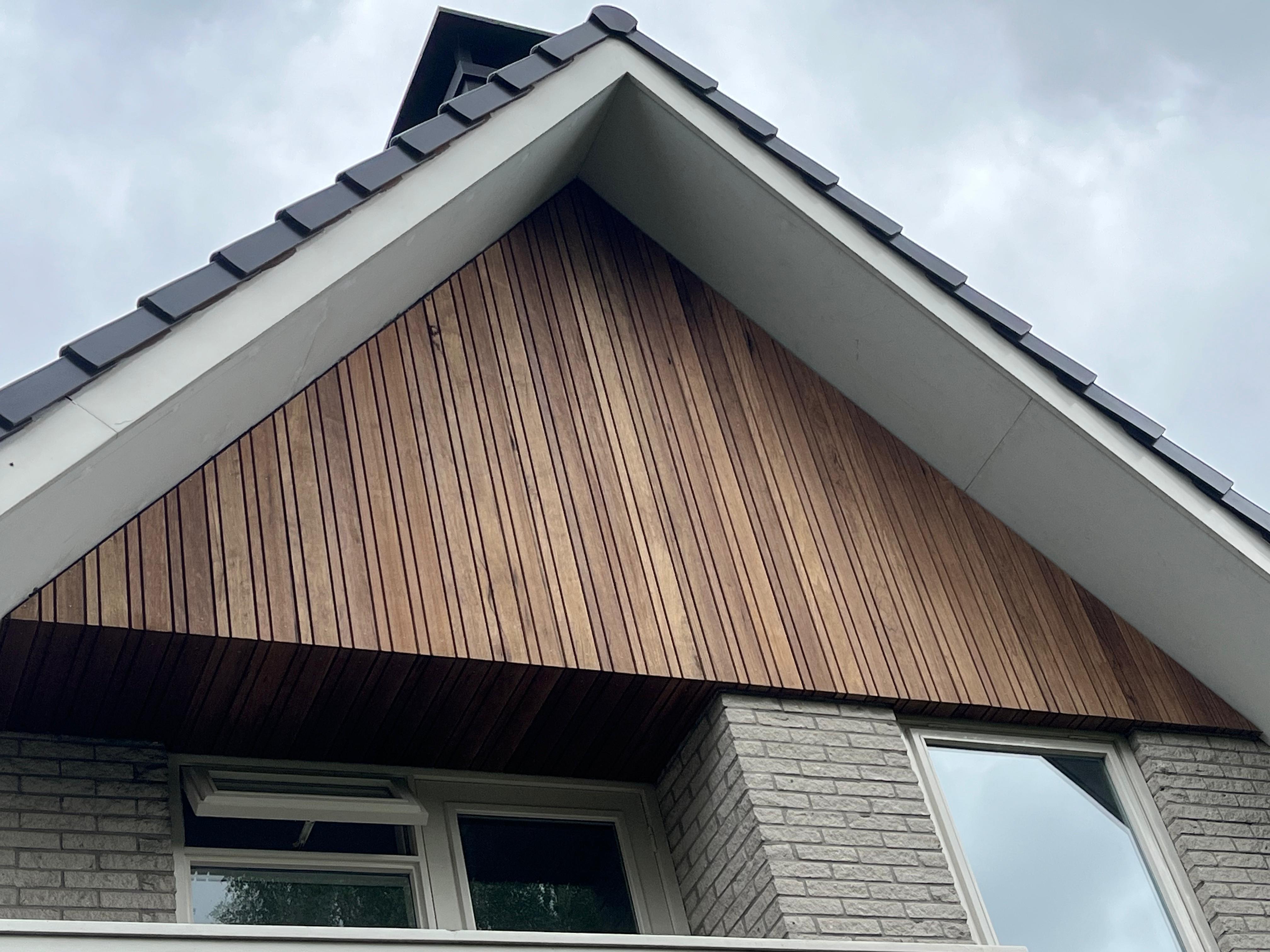 Detail houten gevelbekleding